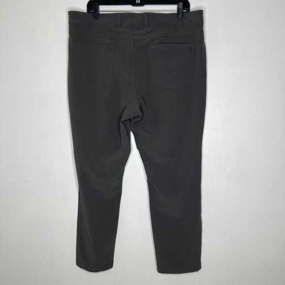 Mizzen+Main Men's 35 x 27 Gray Helmsman Slim Fit Performance Pants - Picture 8 of 10